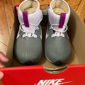 Nike binzie boot td size 9c new with tag